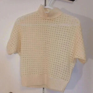 VINTAGE  Cream sheer knit sweater